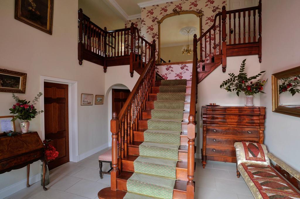 Pinewood Lodge Guest House Omagh Exterior photo